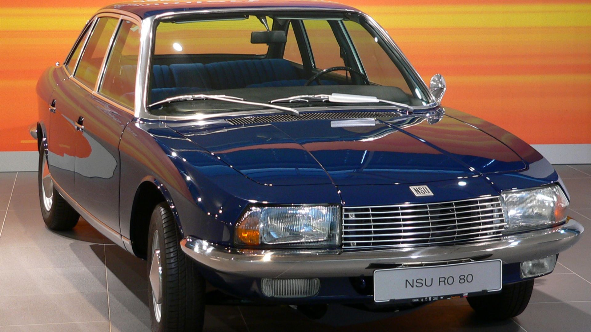 File:Neckarsulm-AudiForum-NSU-Ro80.JPG