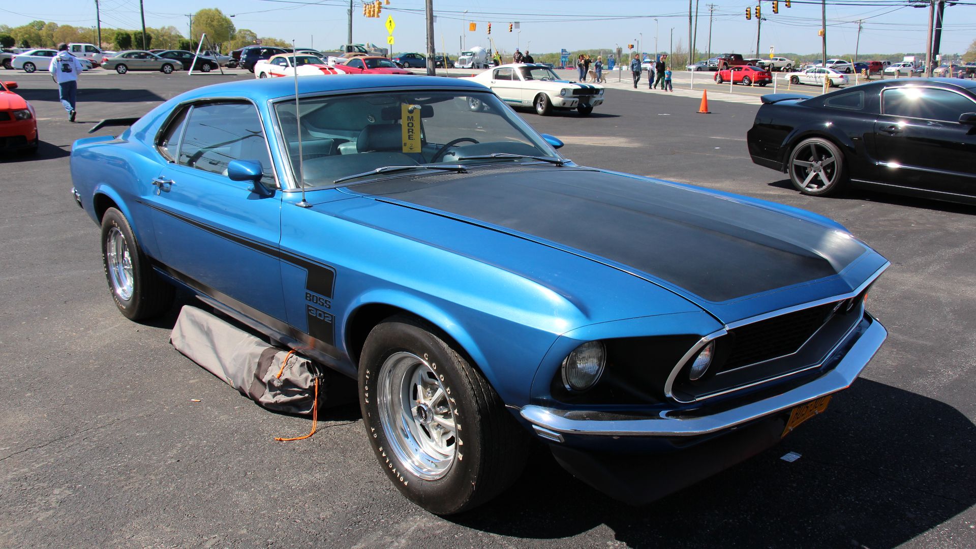 Acapulco Blue.
The 1969 Mustang got a new body, nearly 4 inches longer than the 1968 model. The Fastback was now called the Sportsroof.
This model, the Boss 302, was built for Trans Am homologation to race against the likes of the Cuda AAR, TA Challeng