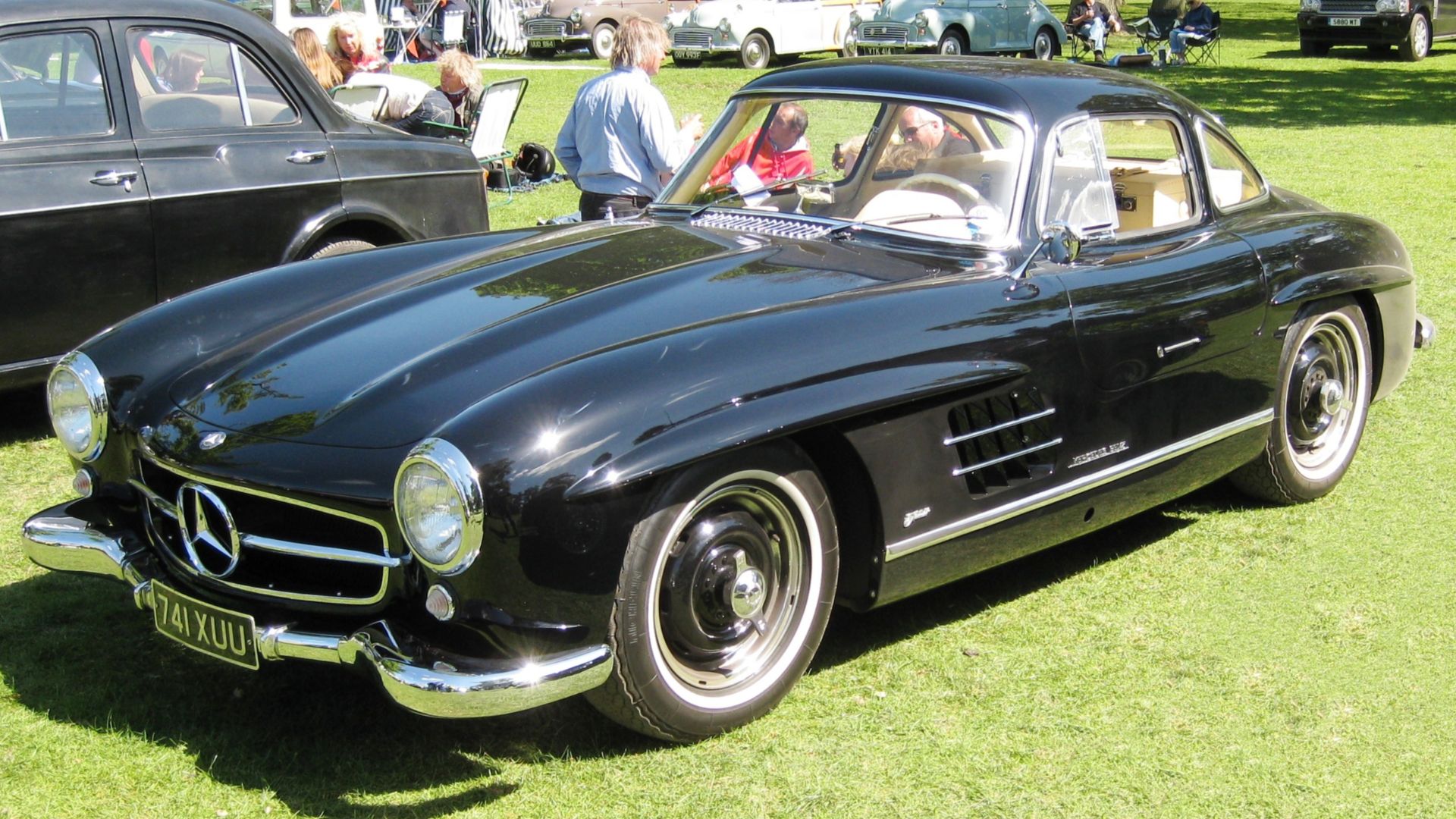 Mercedes Benz 300SL gullwing at Woburn