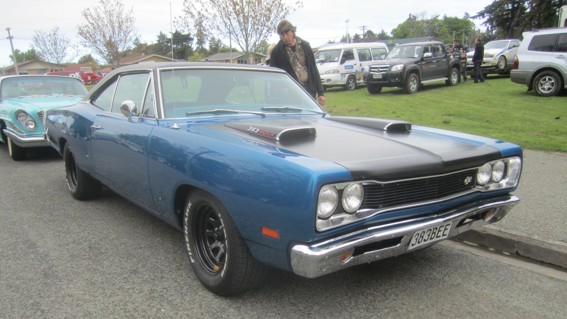 Superbees were made from 1968-71.
Based on the Coronet but only in 2 door. aimed at the younger market; basic trim but big horsepower.
They got Bumble Bee tail stripe and cast Bumble Bee Emblems.
Engines; 383 (335bhp),426 (425bhp)or 440 (390bhp)V8s.
T