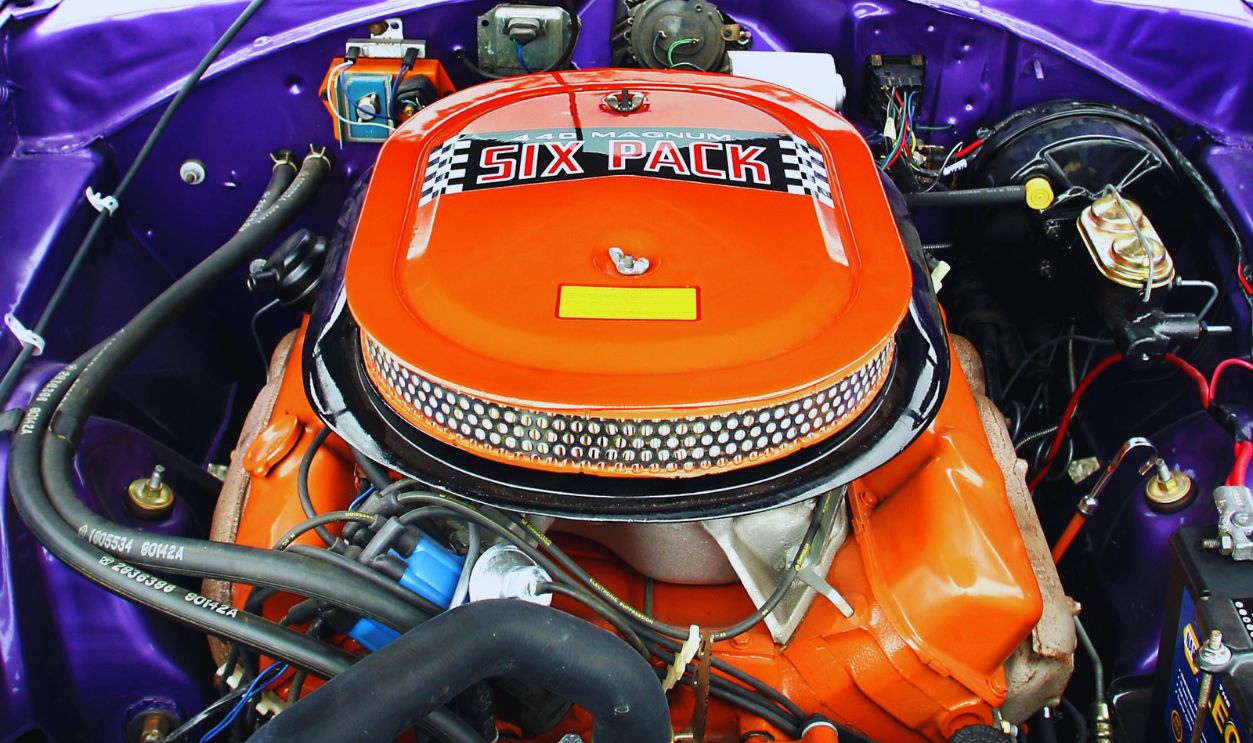 Gettyimages - 485819023, A 440 Magnum engine powers a 1970 Dodge Coronet R/T Convertible during the 32nd Annual New England 