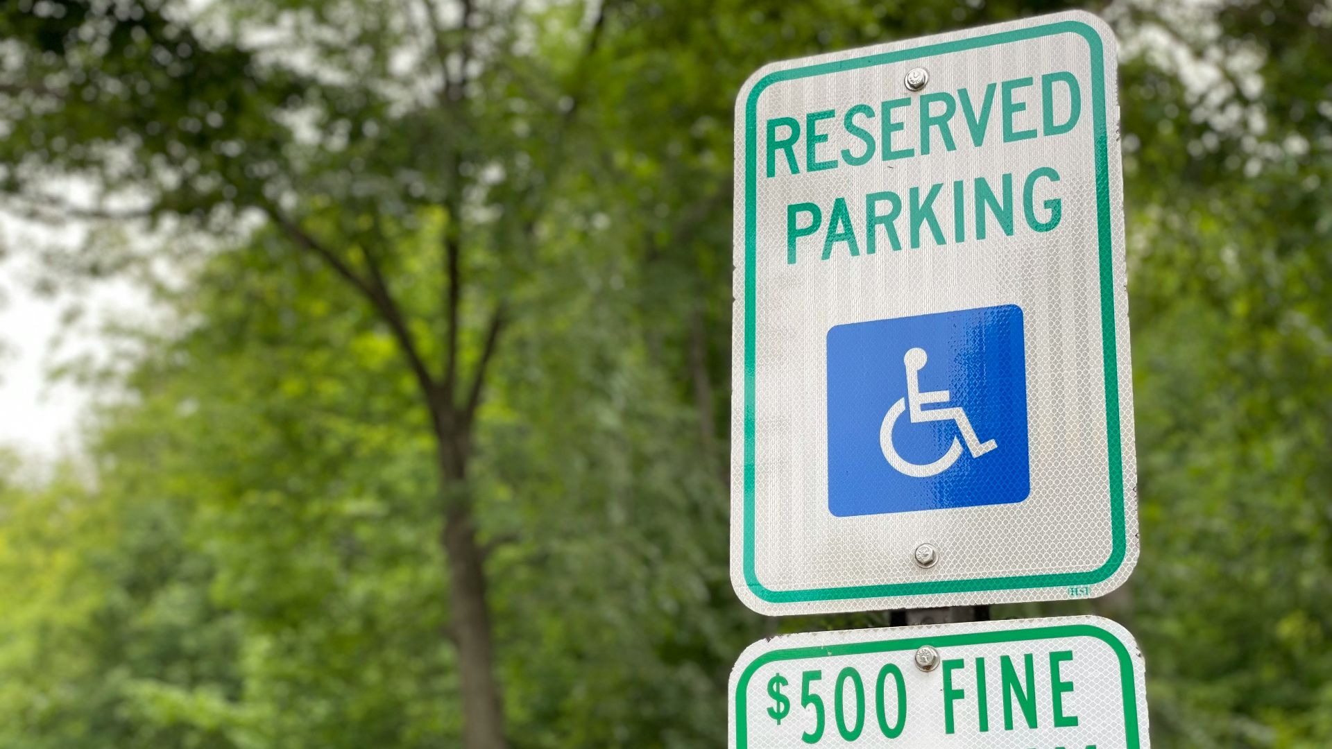 a sign with a bicycle symbol