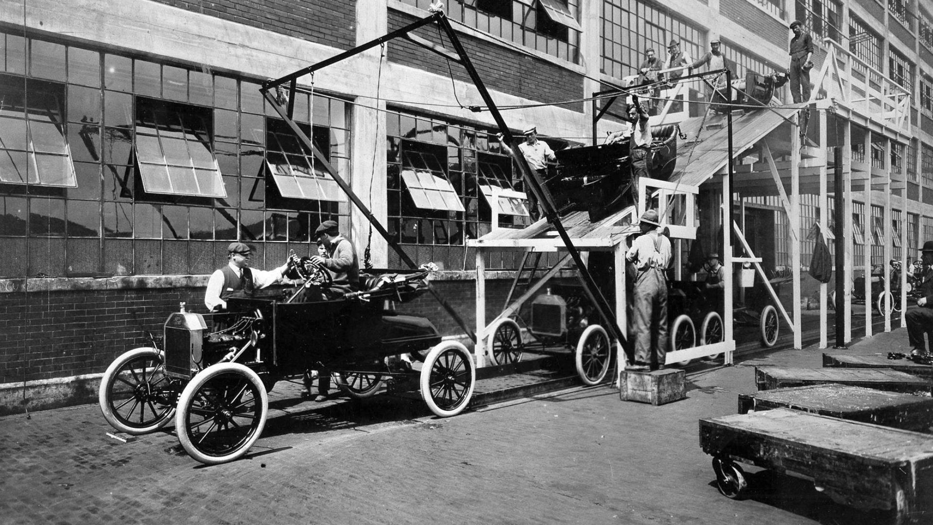 Ford assembly line in 1913