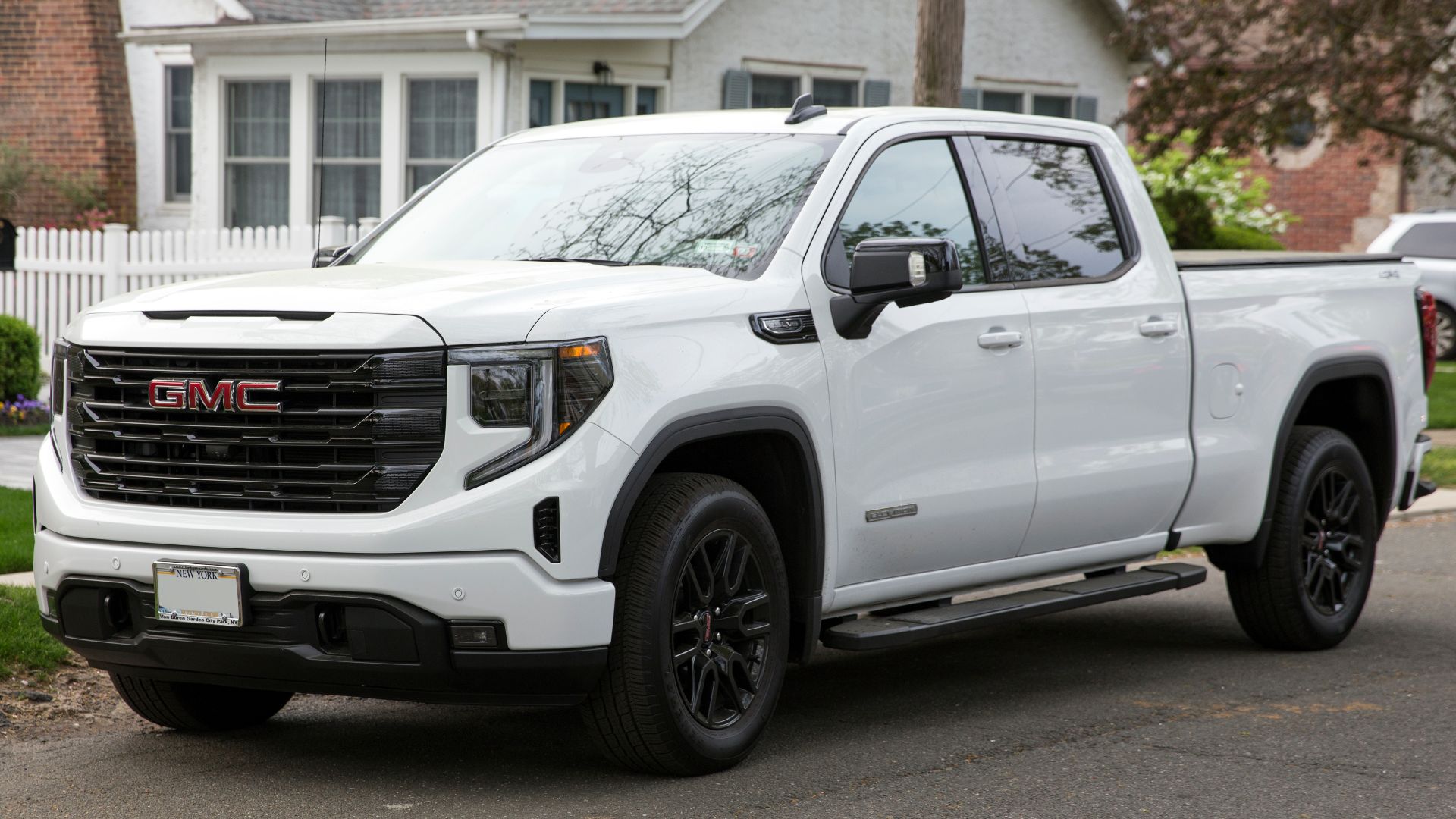 A 2024 GMC Sierra Elevation 1500 Crew Cab 4WD in Summit White (GAZ); 5.3-liter V8 (L84), built in Fort Wayne, Indiana.