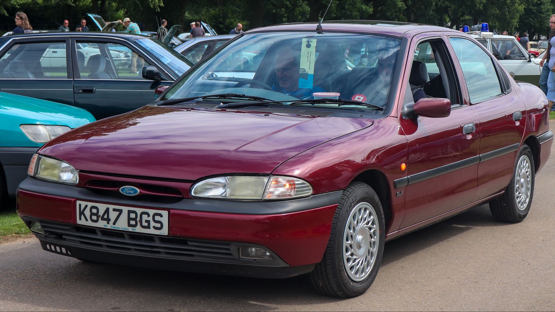 1993 Ford Mondeo GLX 1.8 Taken at the 2021 Festival Of The Unexceptional at Grimsthorpe Castle, Lincolnshire