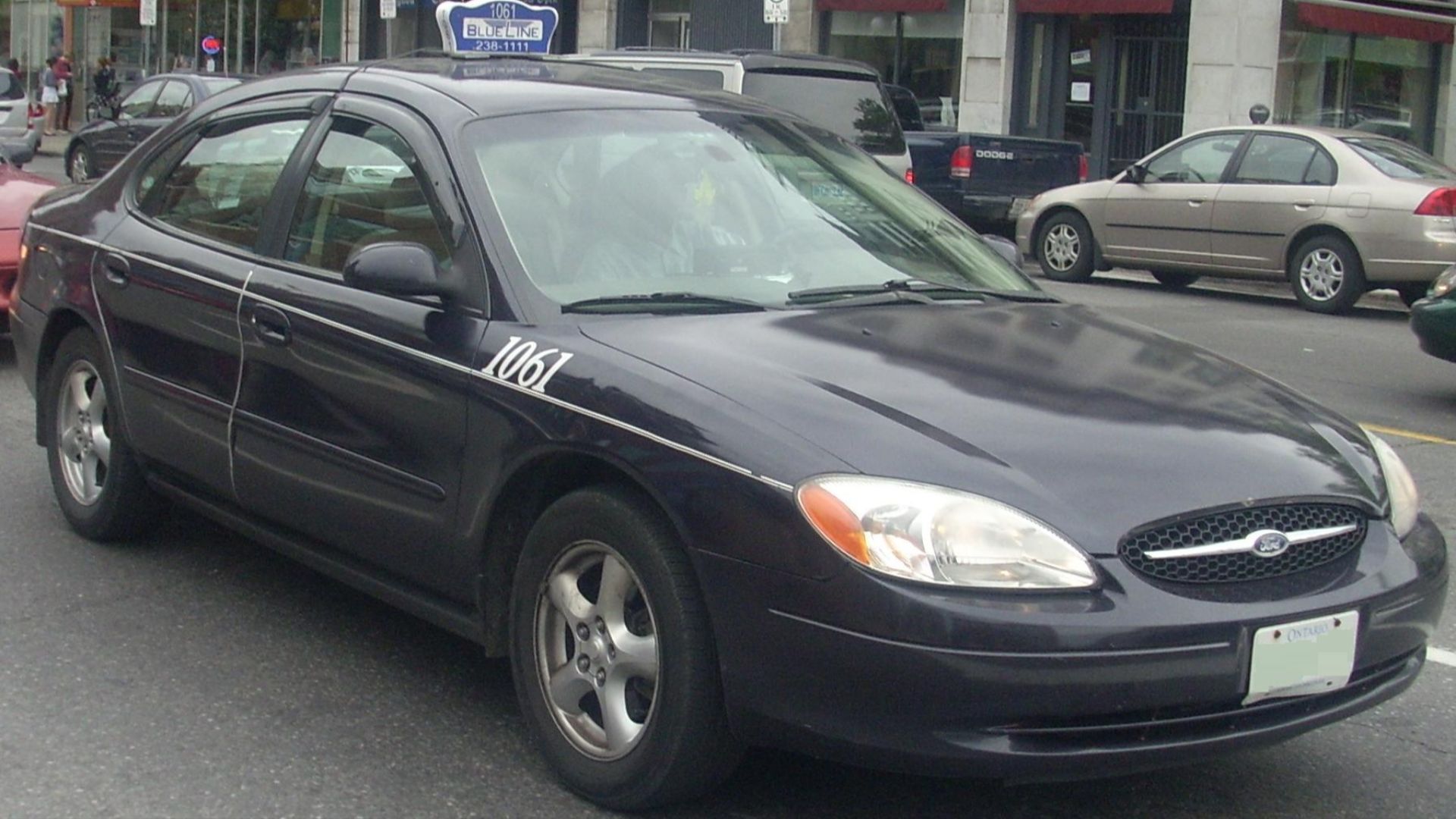 2000-2003 Ford Taurus photographed in Ottawa, Ontario, Canada at the Byward Market Auto Classic 2009.