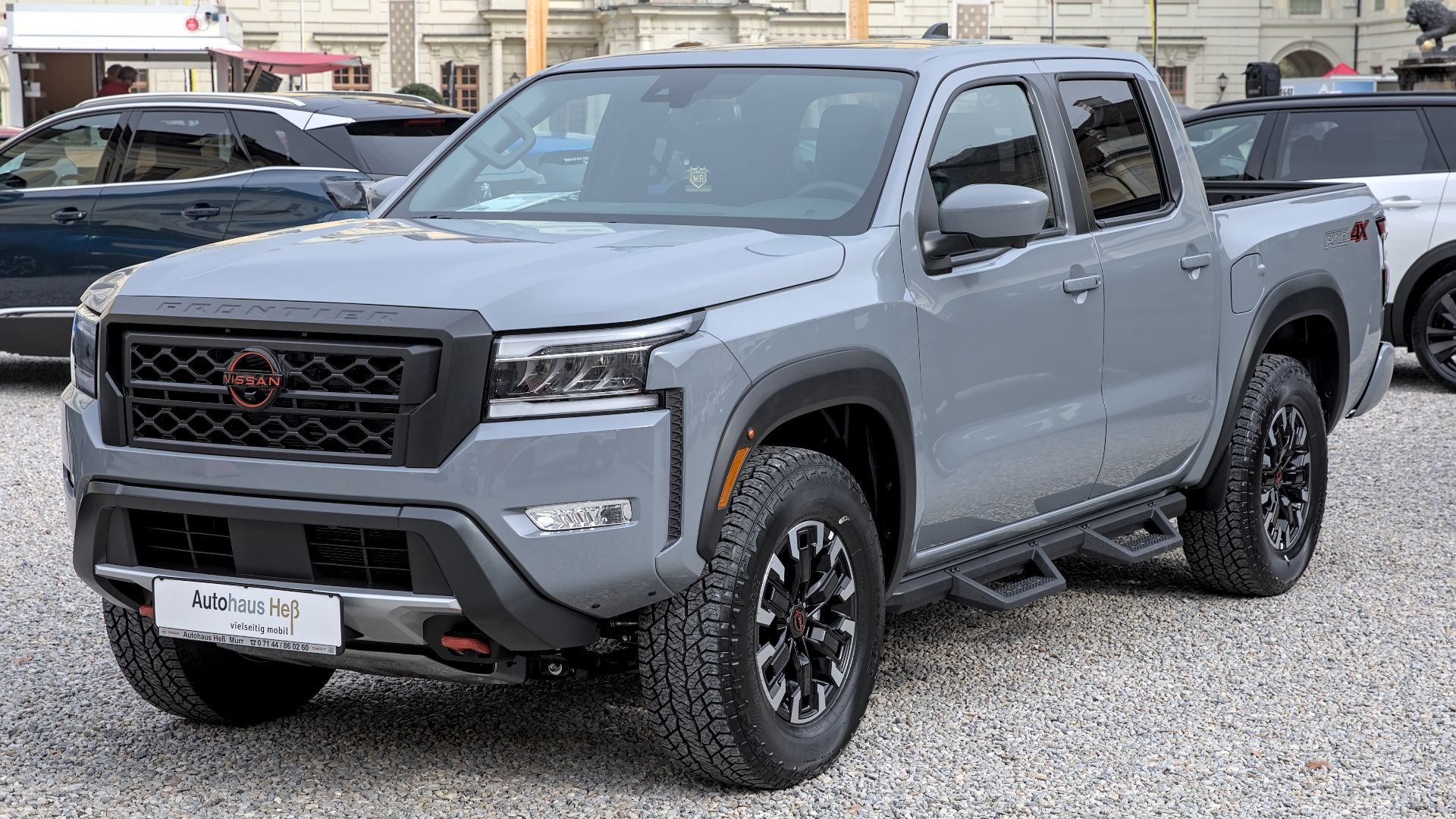 Nissan_Frontier_(D41)_Pro-4X at Automesse Ludwigsburg 2022