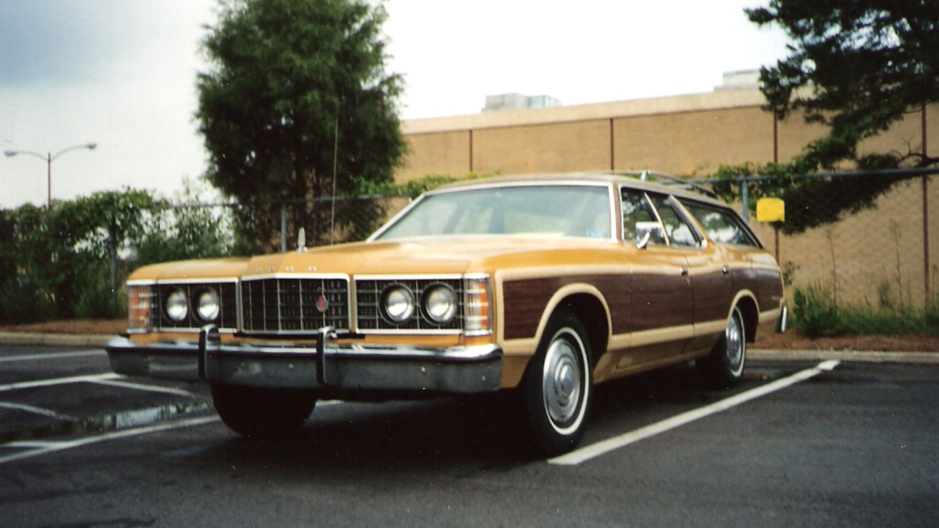 1973 Ford LTD Country Squire station wagon I photographed