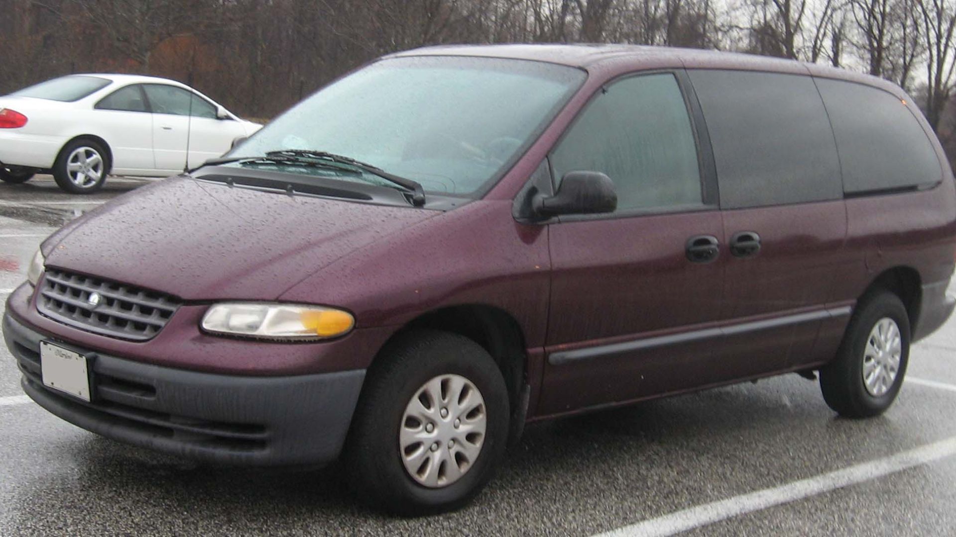 1996-1999 Plymouth Grand Voyager photographed in Fort Washington, Maryland, USA.