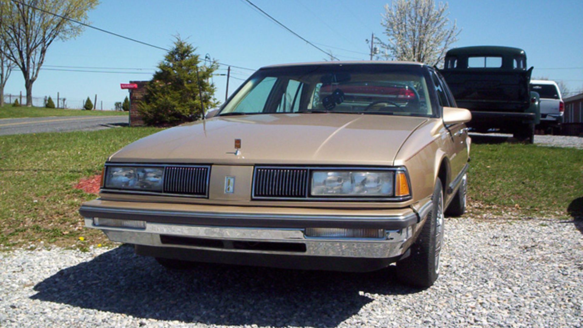 1987-88 Oldsmobile Delta 88 Royale
