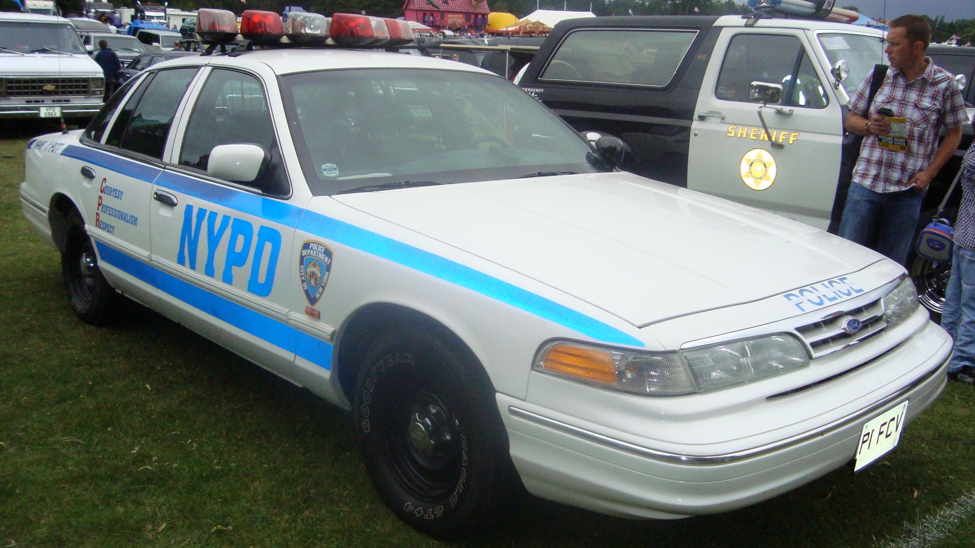 Ford Crown Victoria