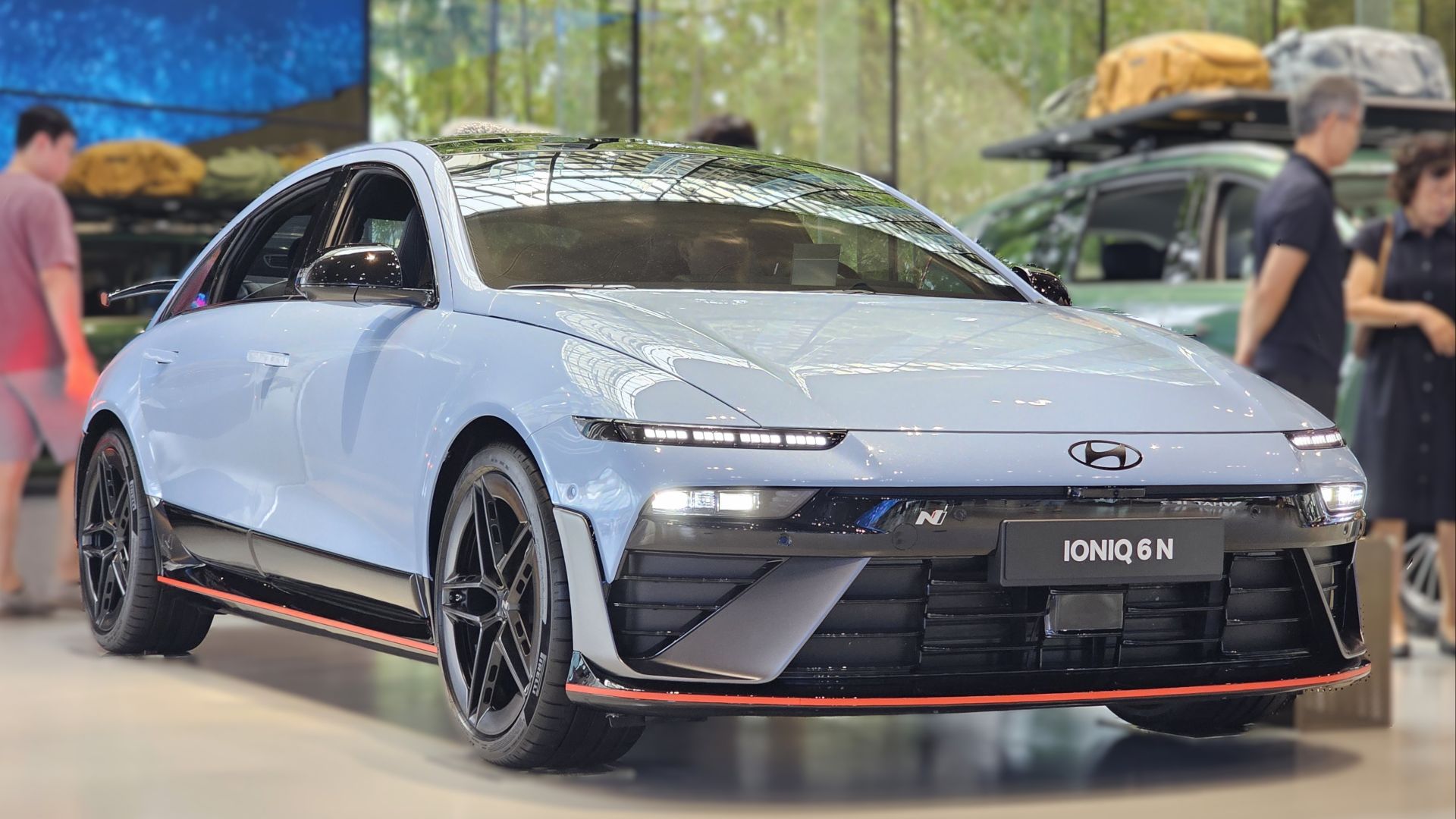 Performance Blue Pearl Hyundai IONIQ 6 N CE1 N Electric sedan at Hyundai Motorstudio Goyang.