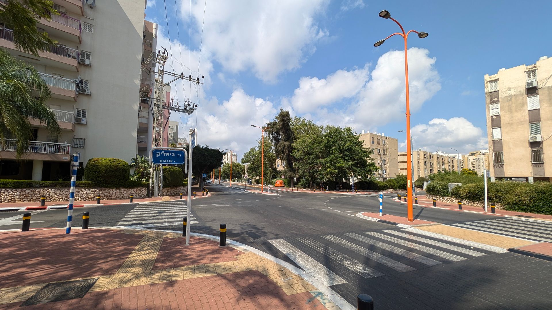 Traffic calming  at the intersection of Moses Ibn Ezra and Bialik streets in Ashdod.