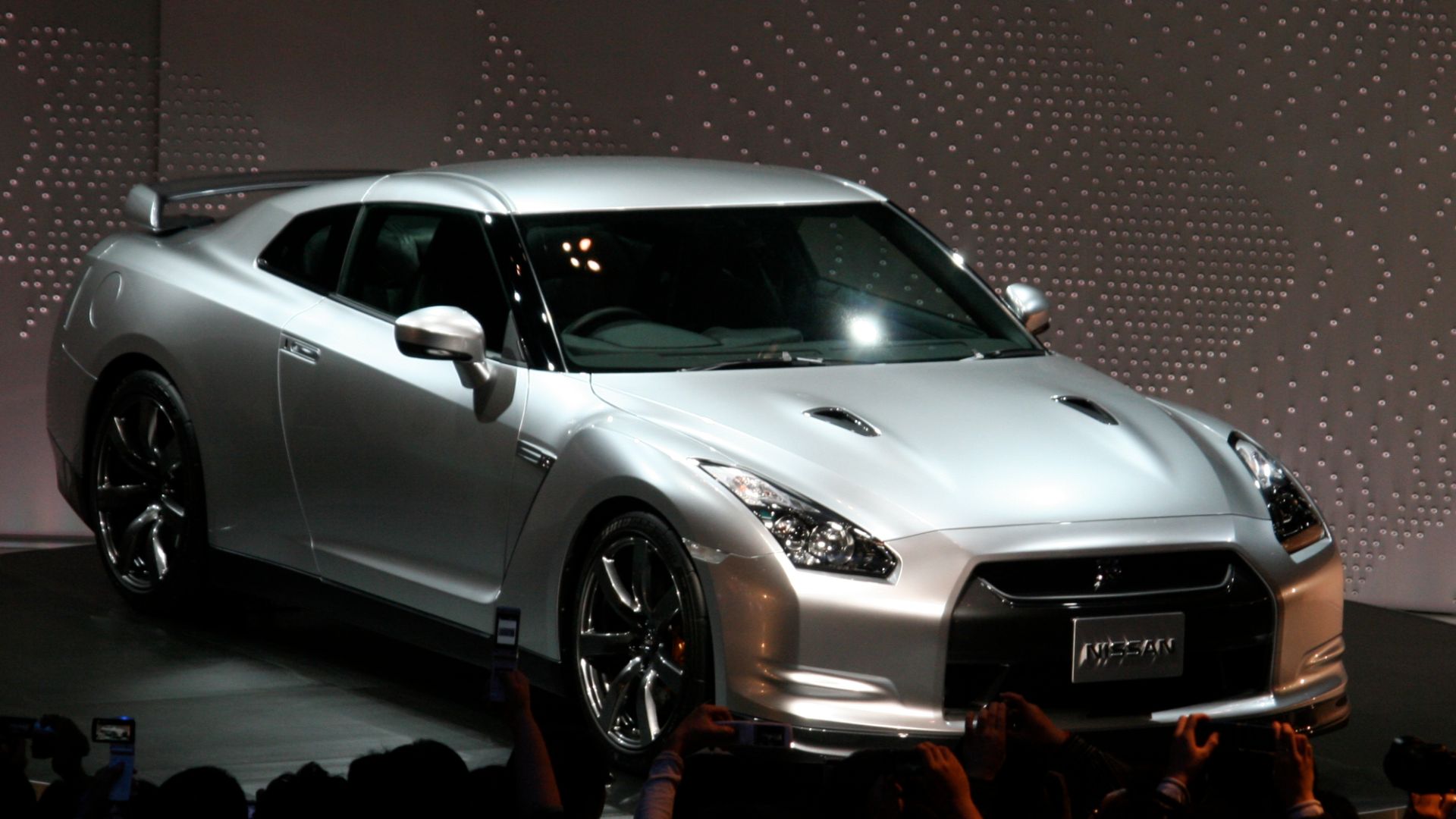 Nissan GT-R