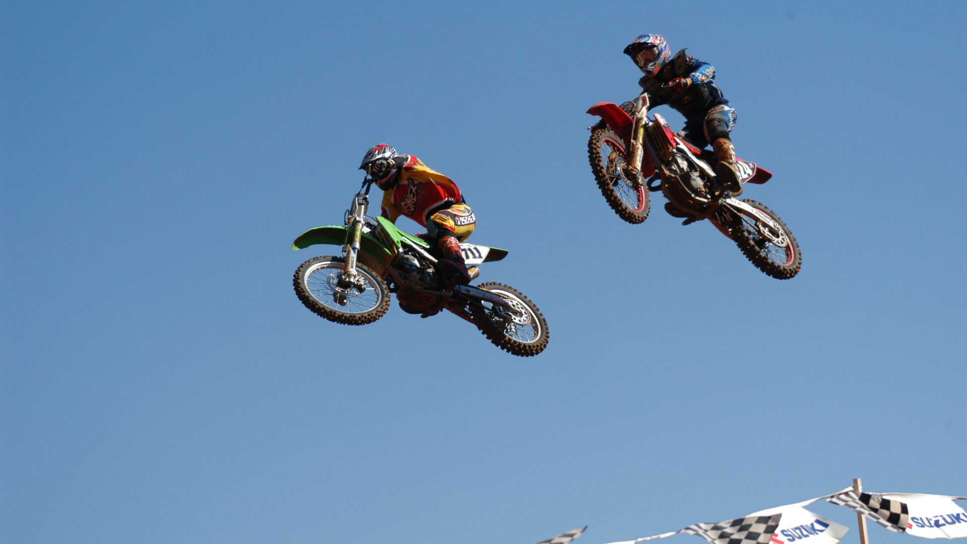 Jess Brin, MotoZone.com, http://www.motozone.com/photogallery/upload/racing/dsc_1010.jpg