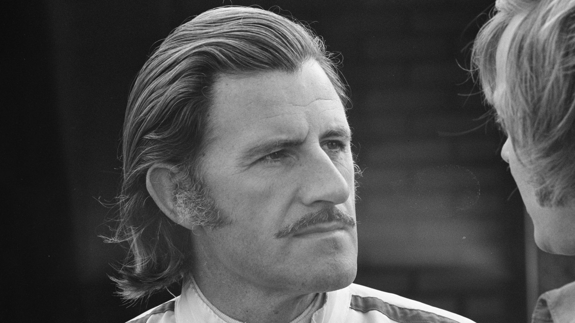 Collectie / Archief : Fotocollectie Anefo
Reportage / Serie : Grand Prix , Zandvoort, training
Beschrijving : Graham Hill
Annotatie : Randnummers negatiefstrook: 4, 5: Graham Hill
Datum : 16 juni 1971
Locatie : Noord-Holland, Zandvoort
Trefwoorden : autos