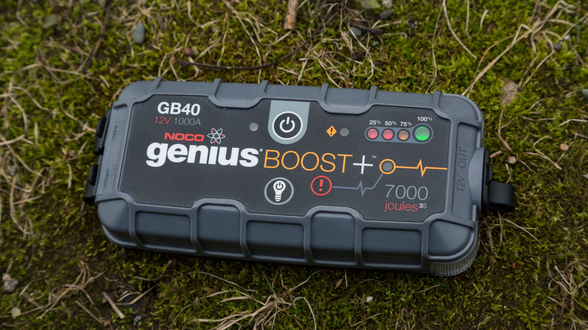 Noco Genius Boost GB40, a car battery jump start device with a light and USB charging - 7000 joules