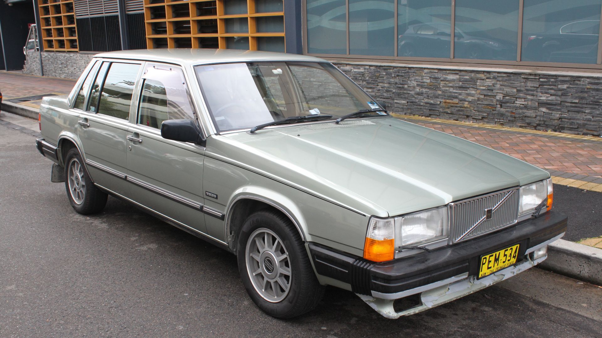 Volvo 760 GLE