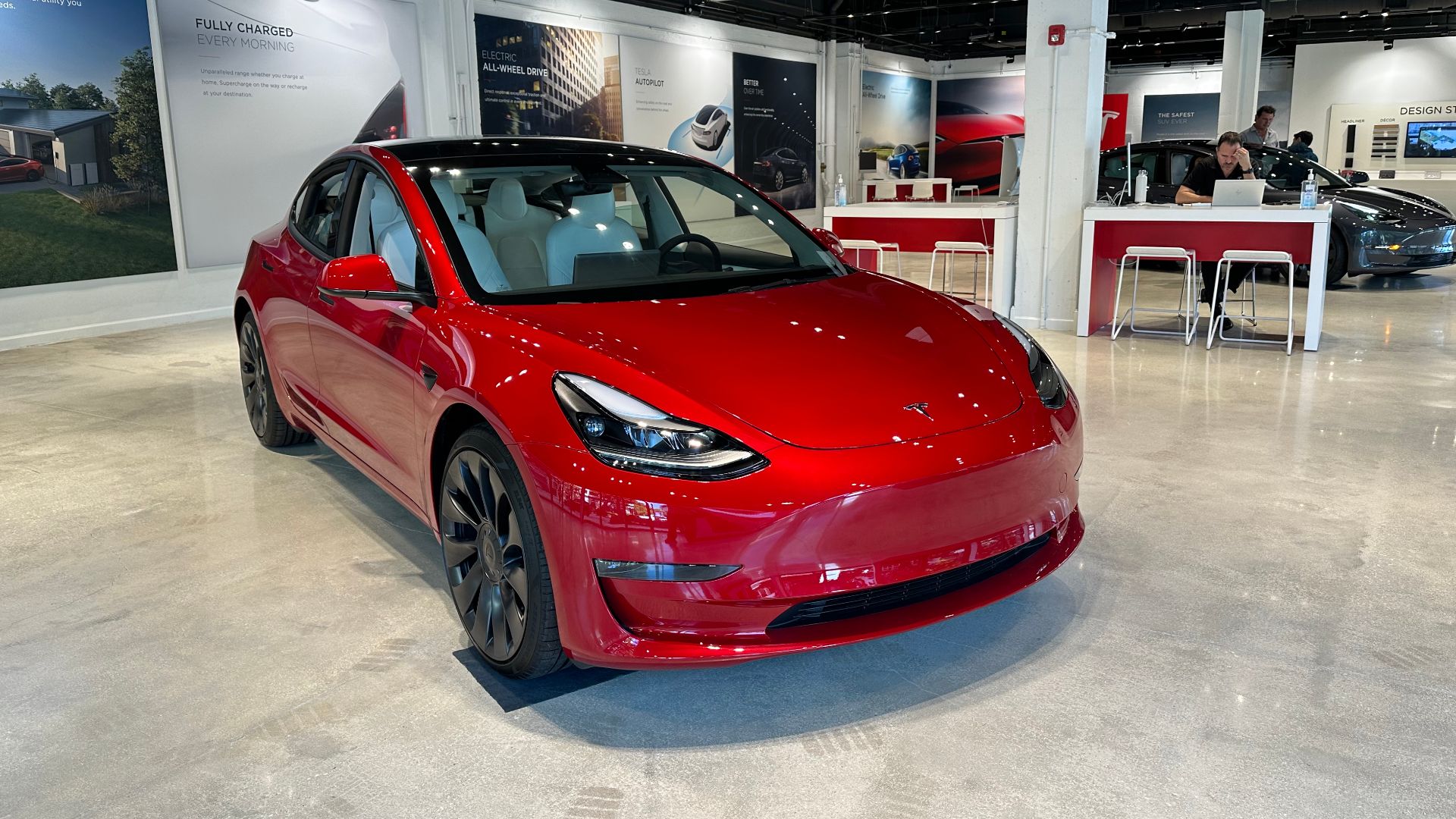Tesla Showroom Miami Design District, December 2022