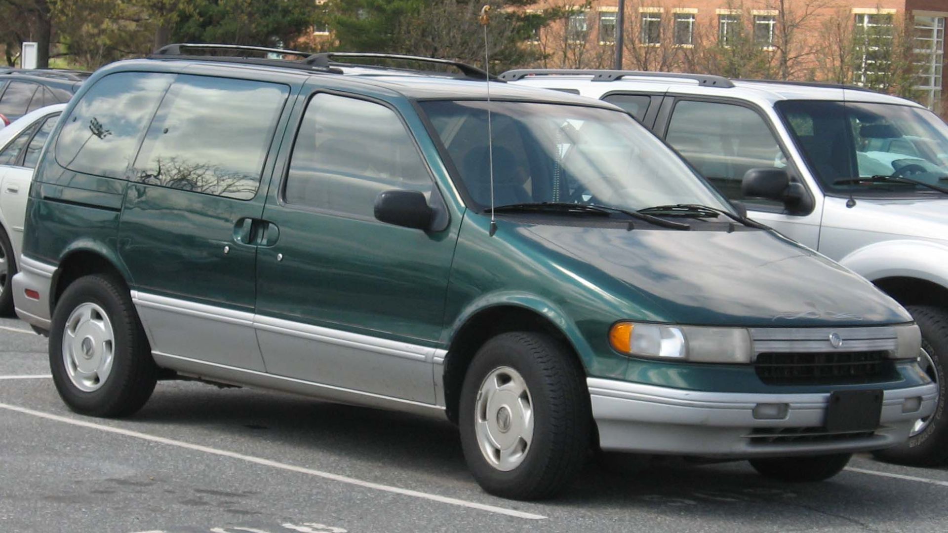 1993-1995 Mercury Villager photographed in USA.