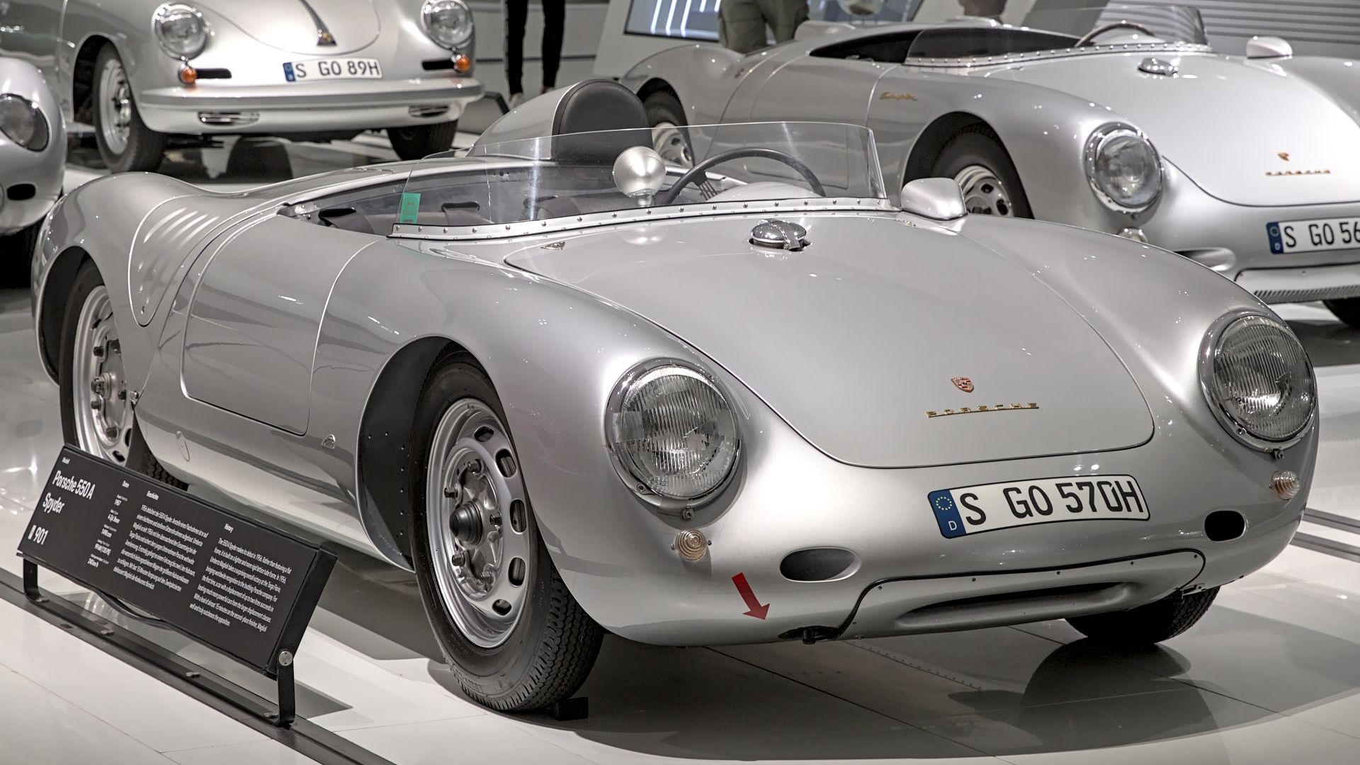 Porsche_550_Spyder_from_1957_in_the_Porsche-Museum_(2009)