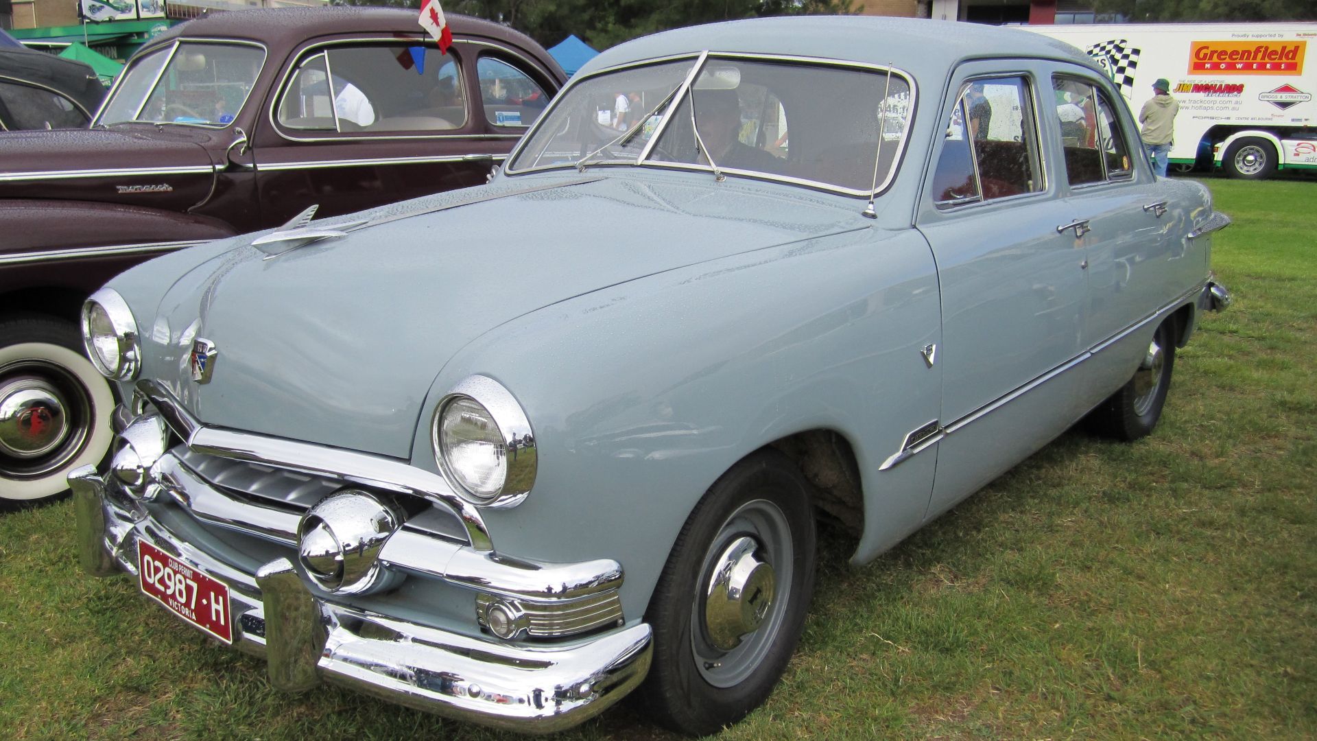 1951 got twin spinners in grille.
Available in Deluxe, Custom Deluxe, Crestliner & for 1951 top of the line Victoria.
Sedan or 2 door Coupe.
Engine; 226 6 cyl or 239 Flathead V8