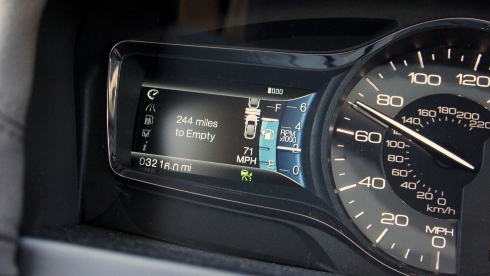 Adaptive Cruise Control in the Lincoln MKX.

10 days with the Lincoln MKX, a high-tech crossover SUV. More details on the experience can be found at: www.hightechdad.com/?p=7906