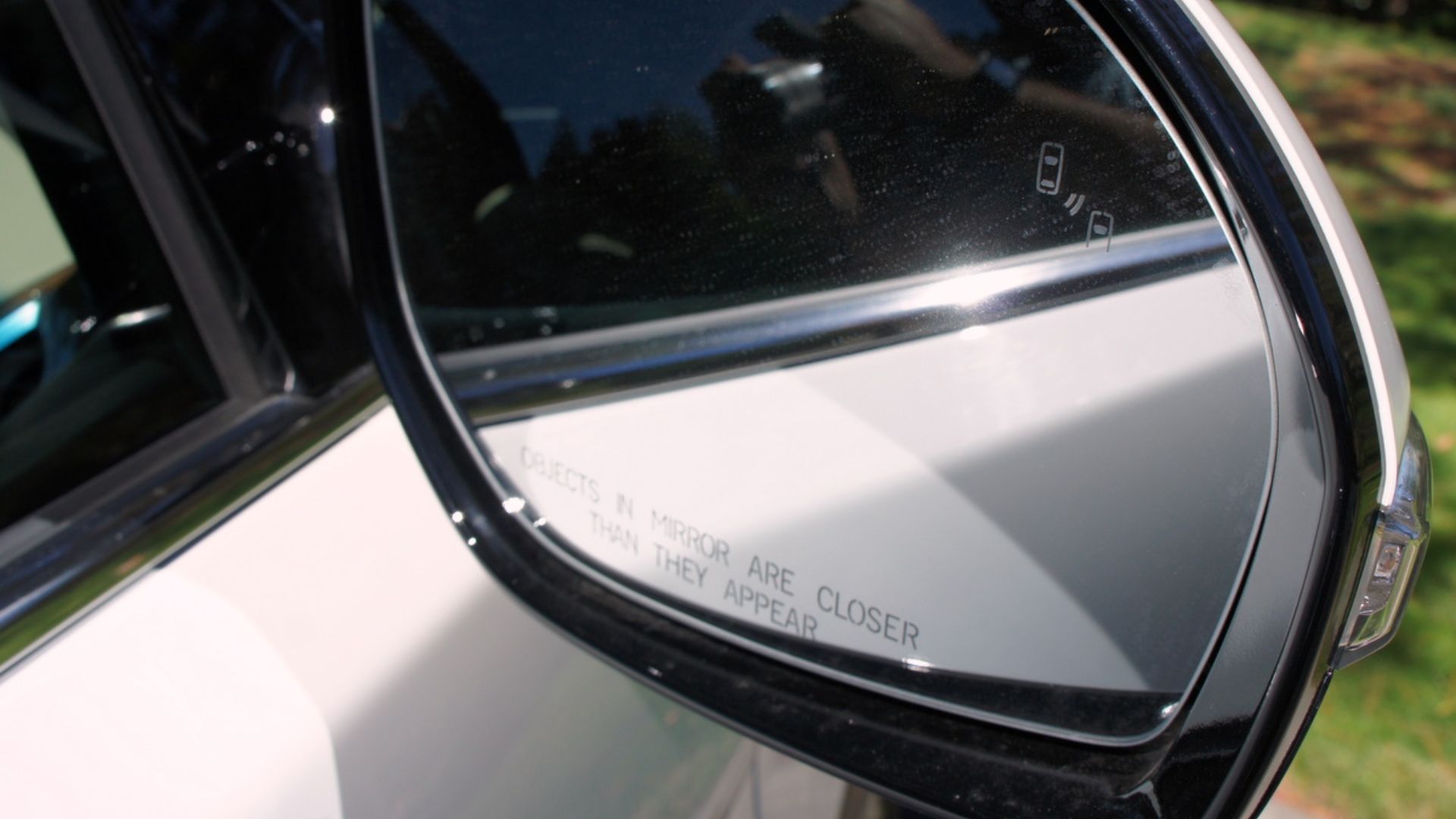Photos of the 2014 Hyundai Santa Fe Limited SUV. More reviews found at: www.hightechdad.com