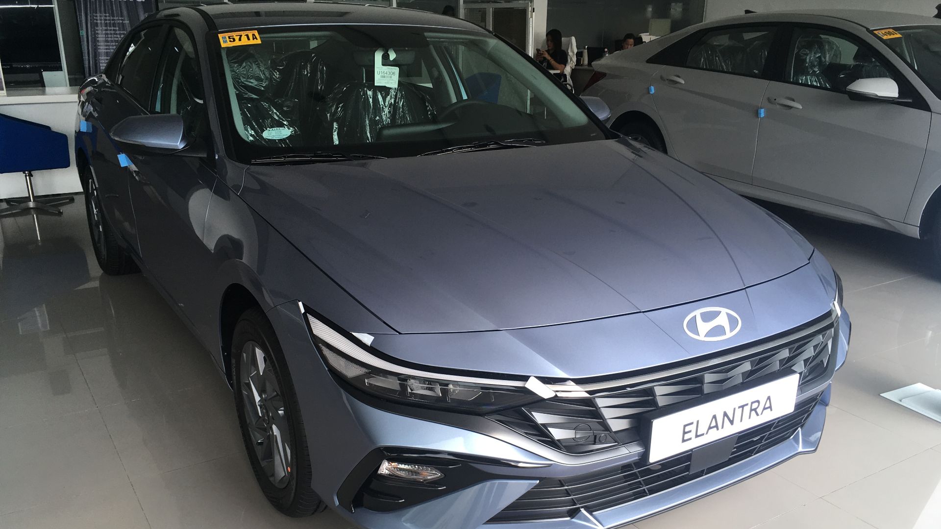 Hyundai Elantra 1.6 GLS HEV Hybrid was displayed at Hyundai Cabanatuan City, Inc. Photo locationː Km. 108 Maharlika Highway, Barangay Sumacab Este, Cabanatuan City, Nueva Ecija 🇵🇭