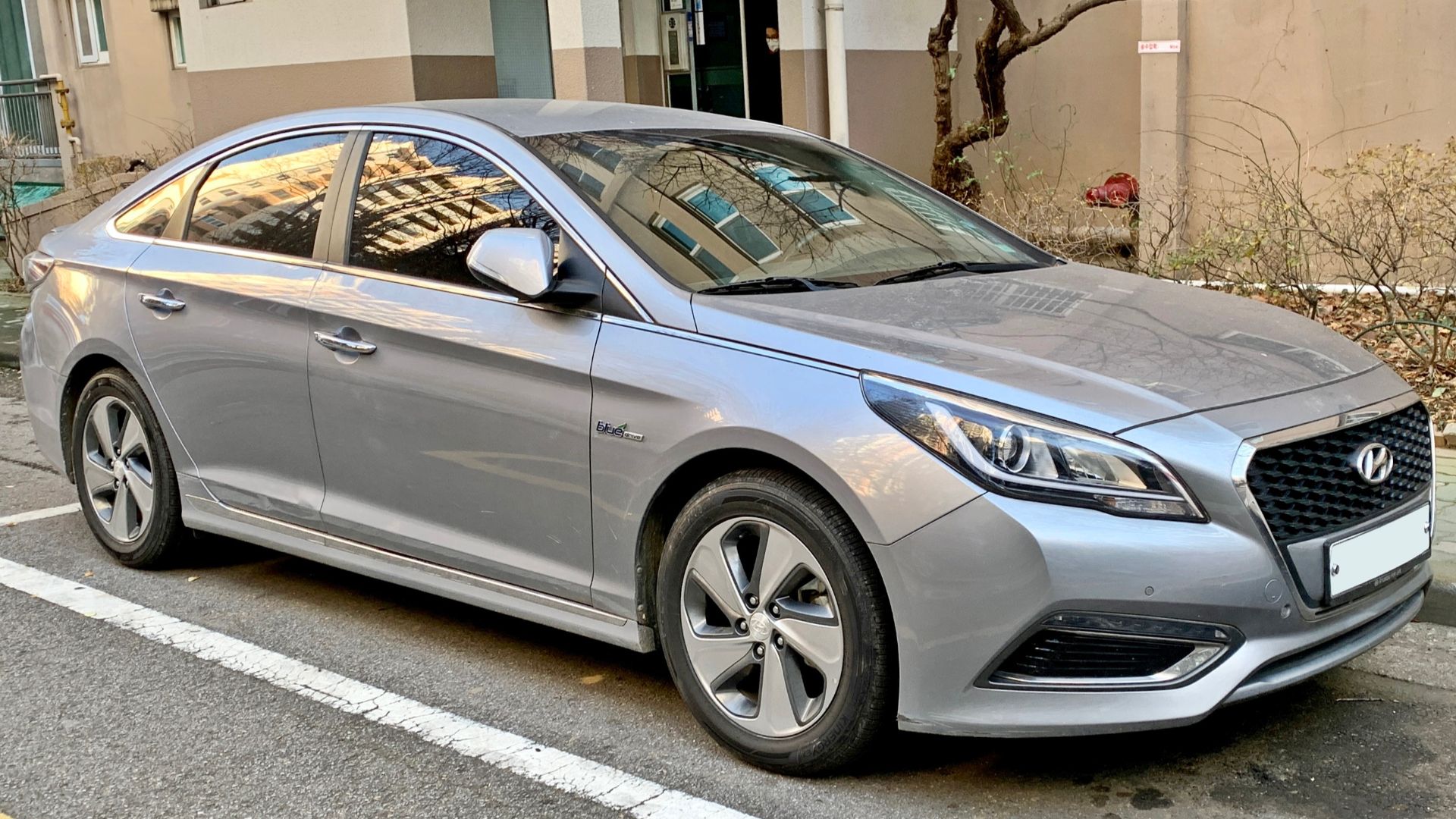 Hyundai Sonata Hybrid (LF)