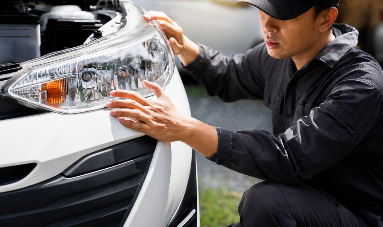 Car Mechanic Headlights