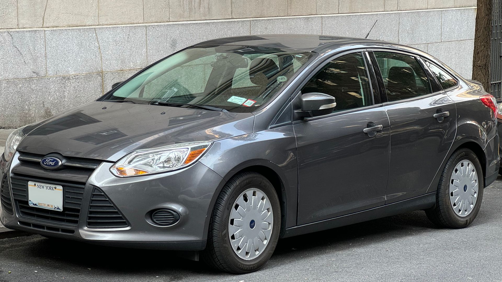2013 Ford Focus SFE sedan in Sterling Gray Metallic. This fuel miser model (