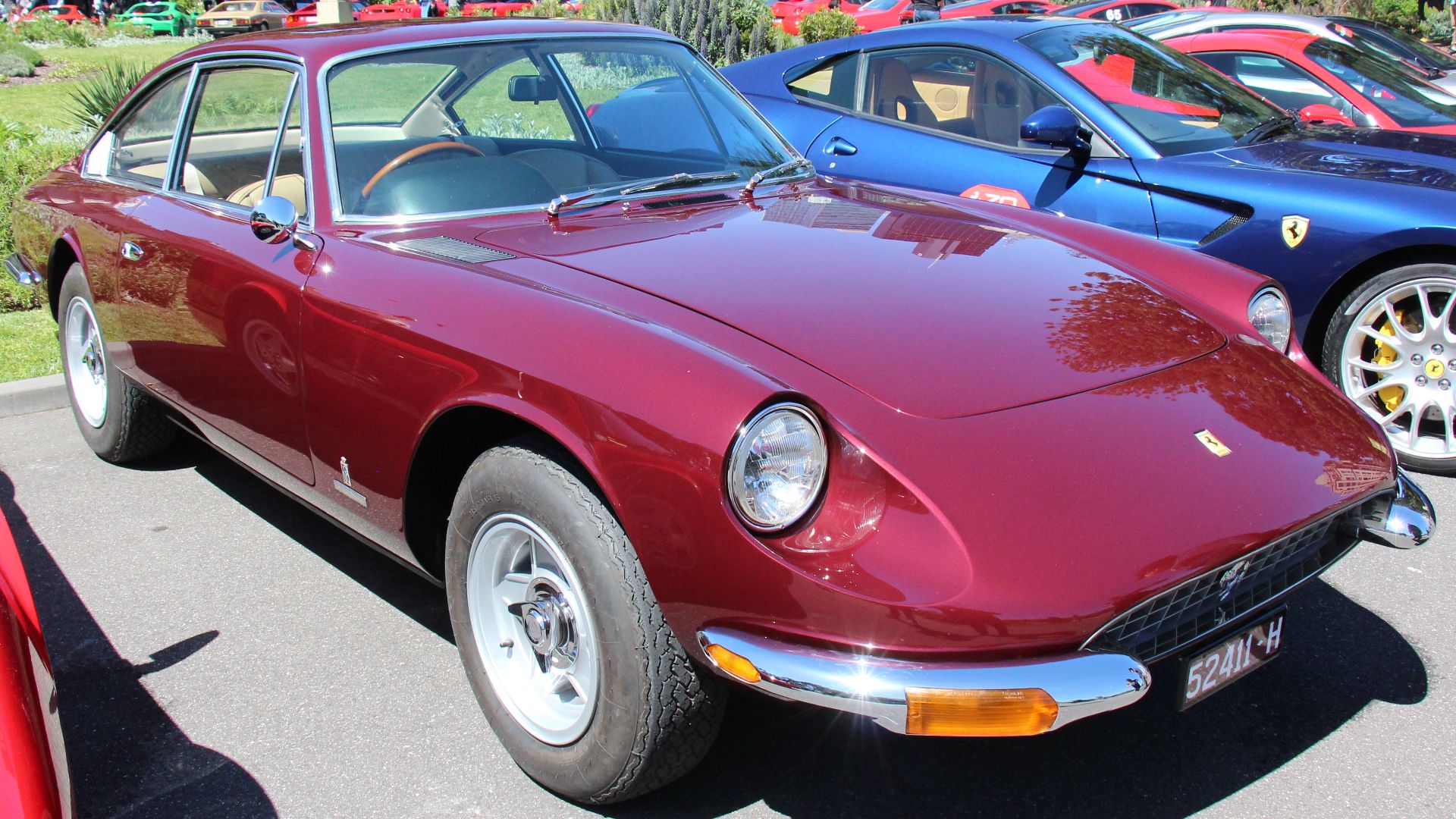 The Ferrari 365 was built from 1966-71, it replaced the very similar Ferrari 330.
The first 365 was the California Convertible, only 14 were built from 1966-67 replacing the Ferrari 500 Superfast.
The most popular was this model, the 365 GT 2+2, built fro
