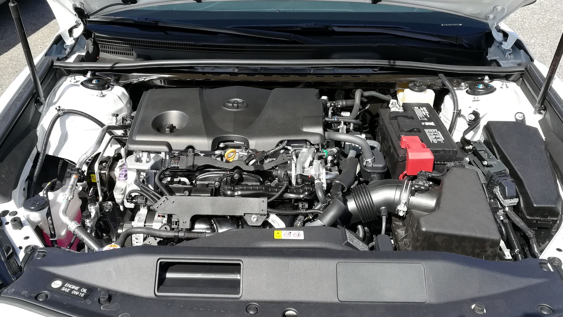 Toyota Camry XV70 2.5 Liter-Engine