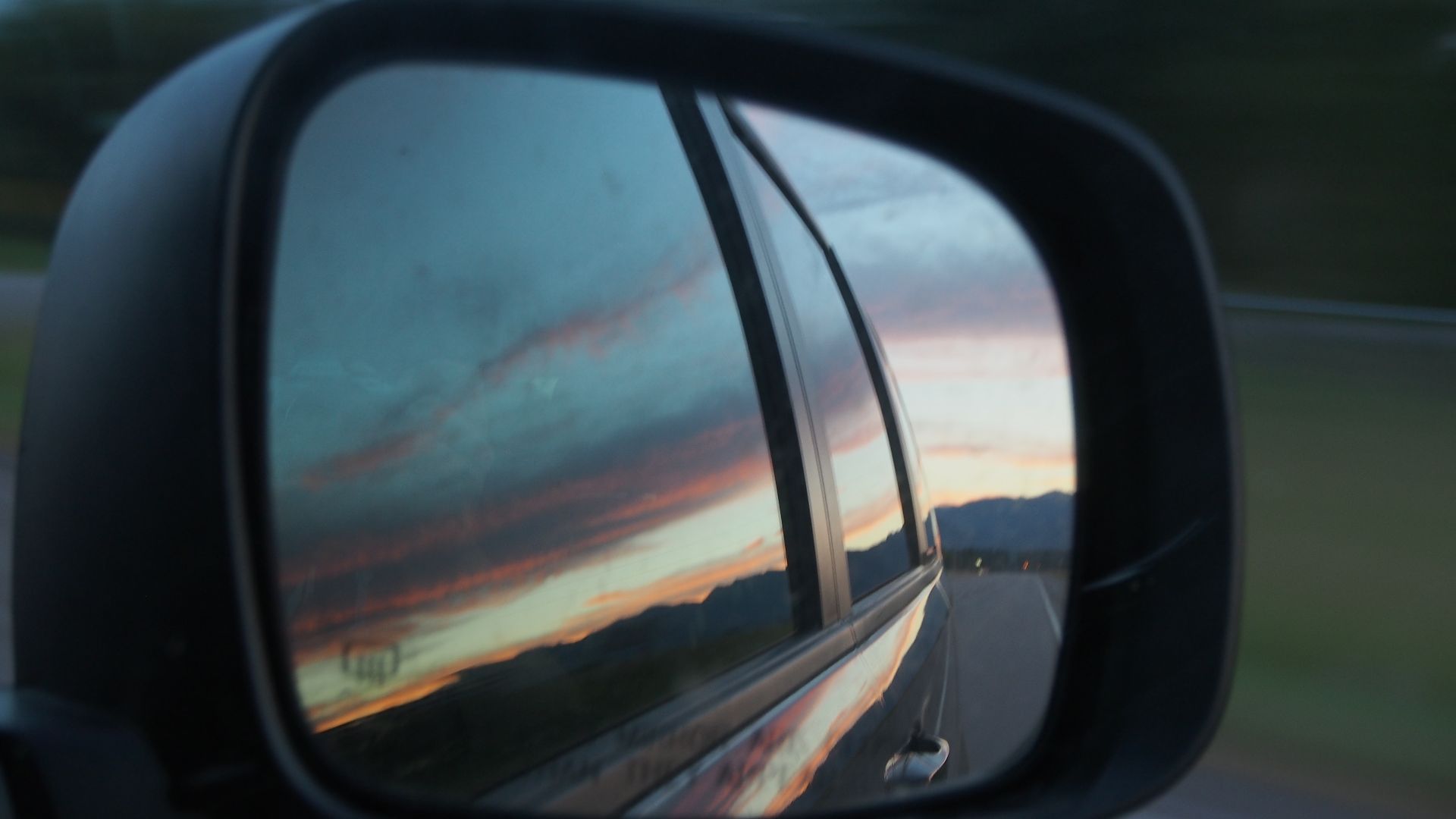 By Albert van Gent. All the photos can be used for free and for any purpose, you can follow for more. A photo of a nice overview in the car mirror.