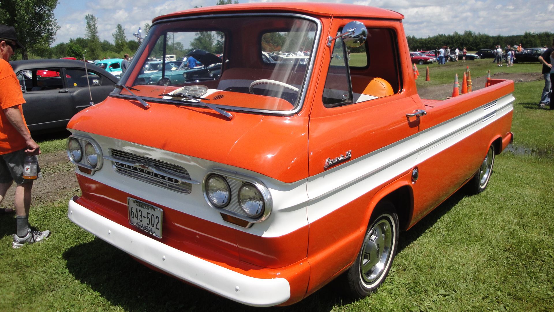 2012 Memorial Day Car Show

Hosted by the North Star Chapter of the Studebaker Drivers Club