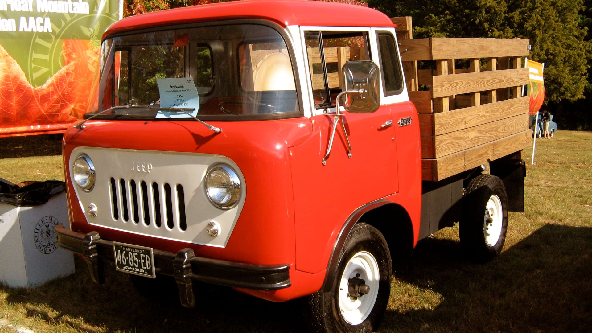 1958 Jeep Forward Control (FC-150), front left side view. Picture taken at the 2007 car show in Rockville, Maryland