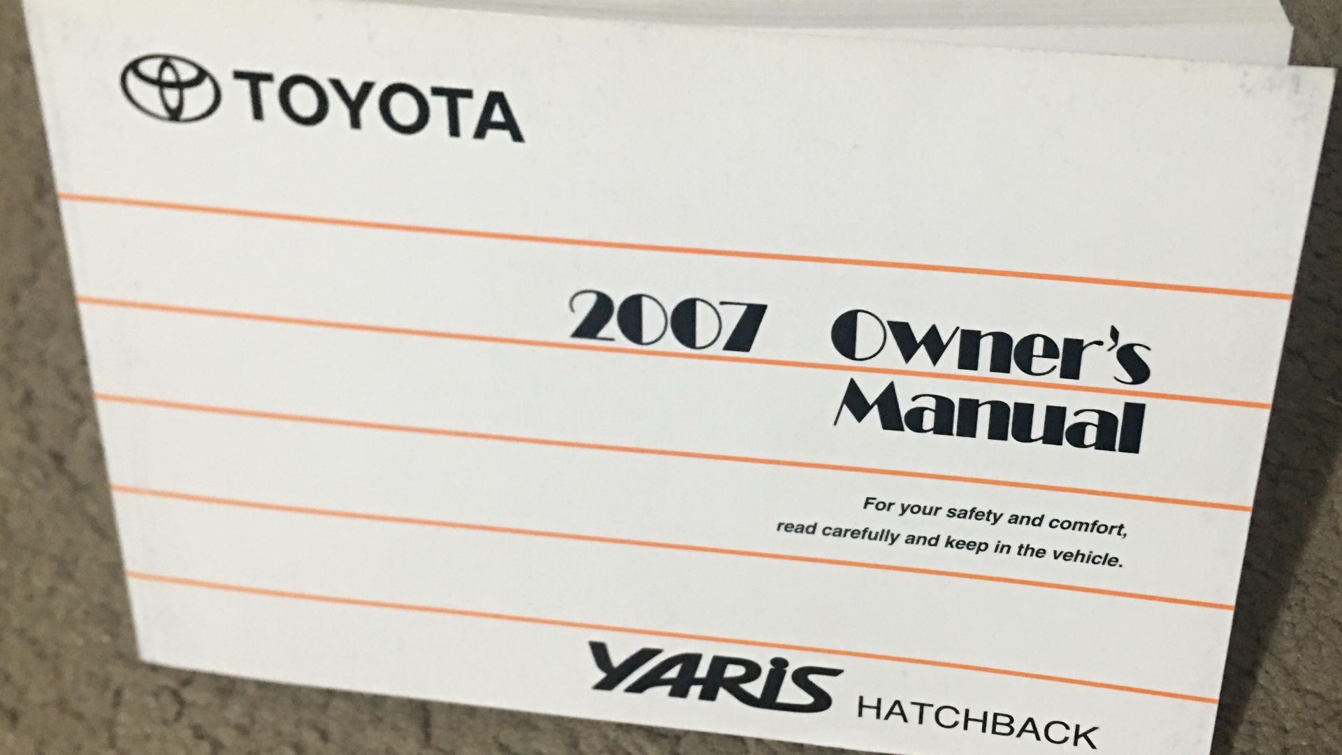 2007 Toyota Yaris hatchback owner’s manual