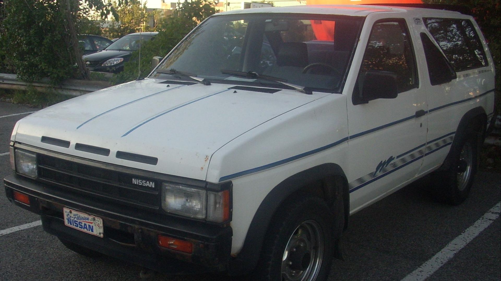 1987-1989 Nissan Pathfinder photographed in Montreal, Quebec, Canada.