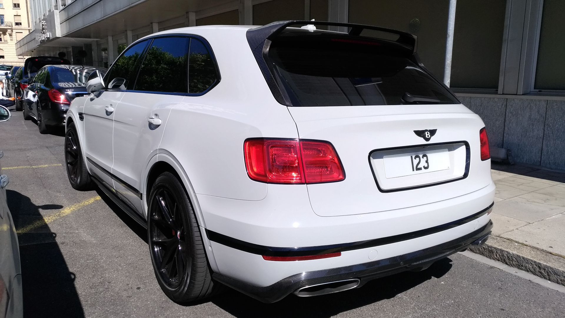 Bentley Bentayga Qatar Personalized plate
