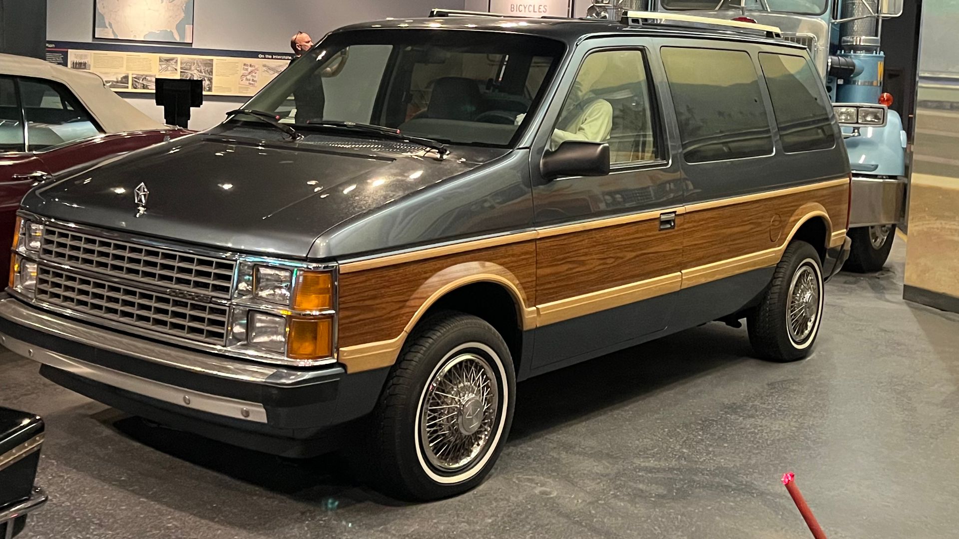 1986 Dodge Caravan (short wheel base version featuring the