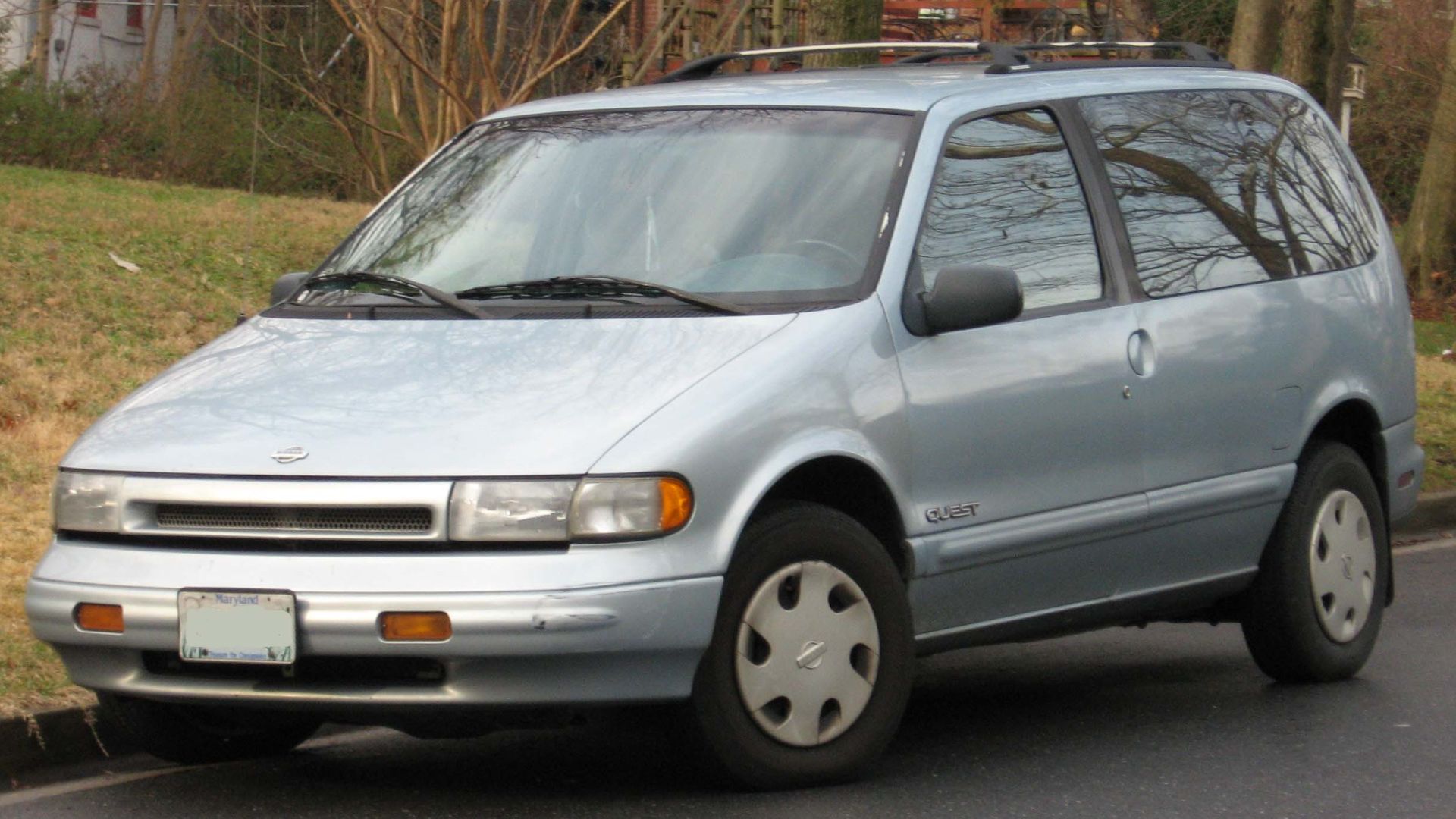 1993-1995 Nissan Quest photographed in USA.