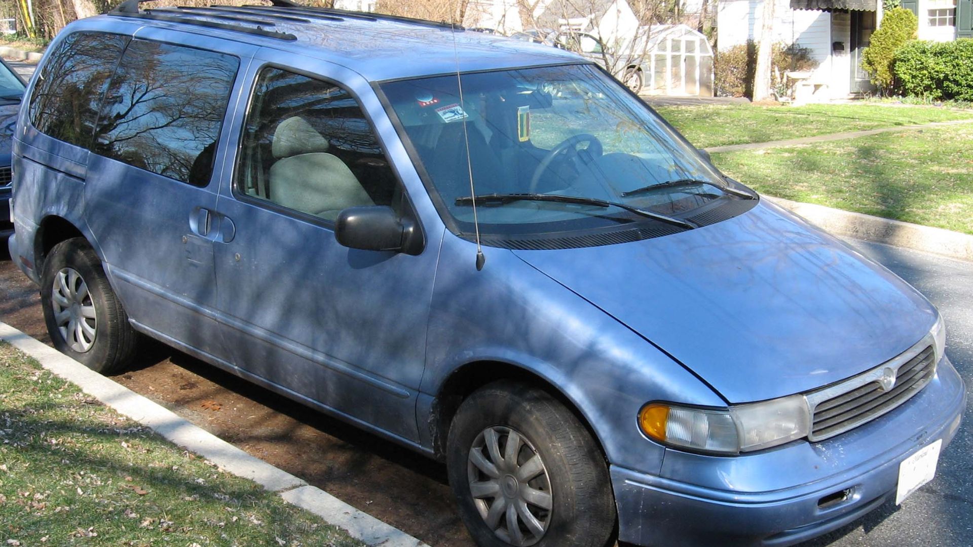 1996-1998 Mercury Villager photographed in USA.