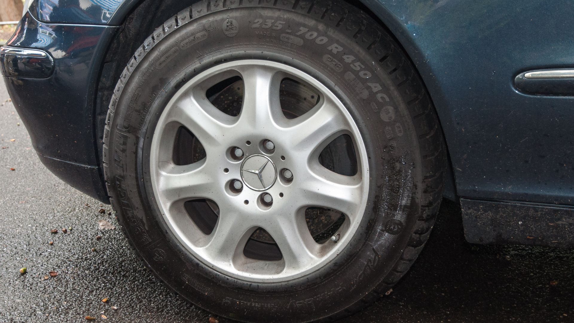 Michelin Pax Rad Mercedes-Benz S600 Guard BR 220
