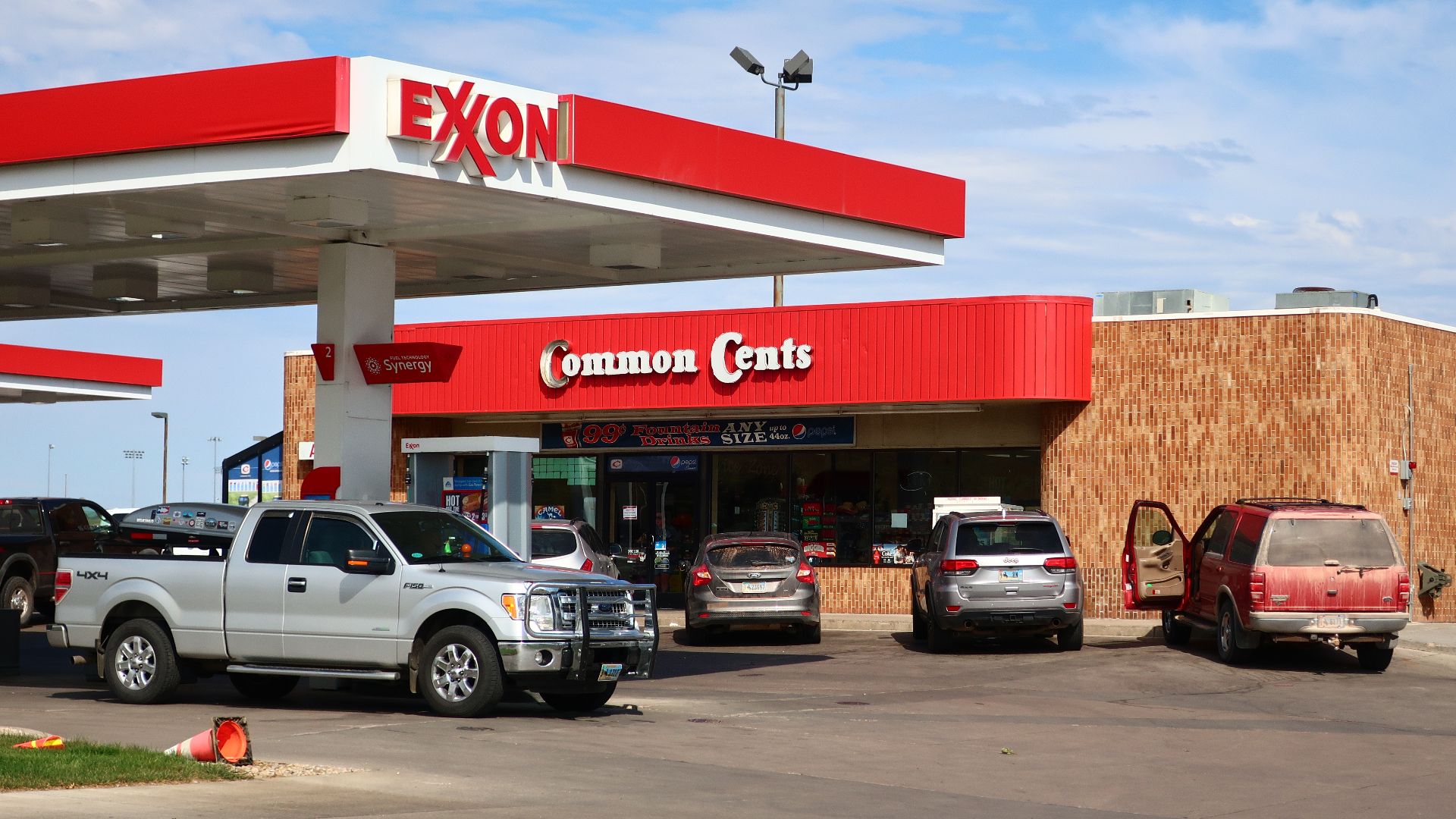 Common Cents convenience store and Exxon gas station in Gillette, Wyoming