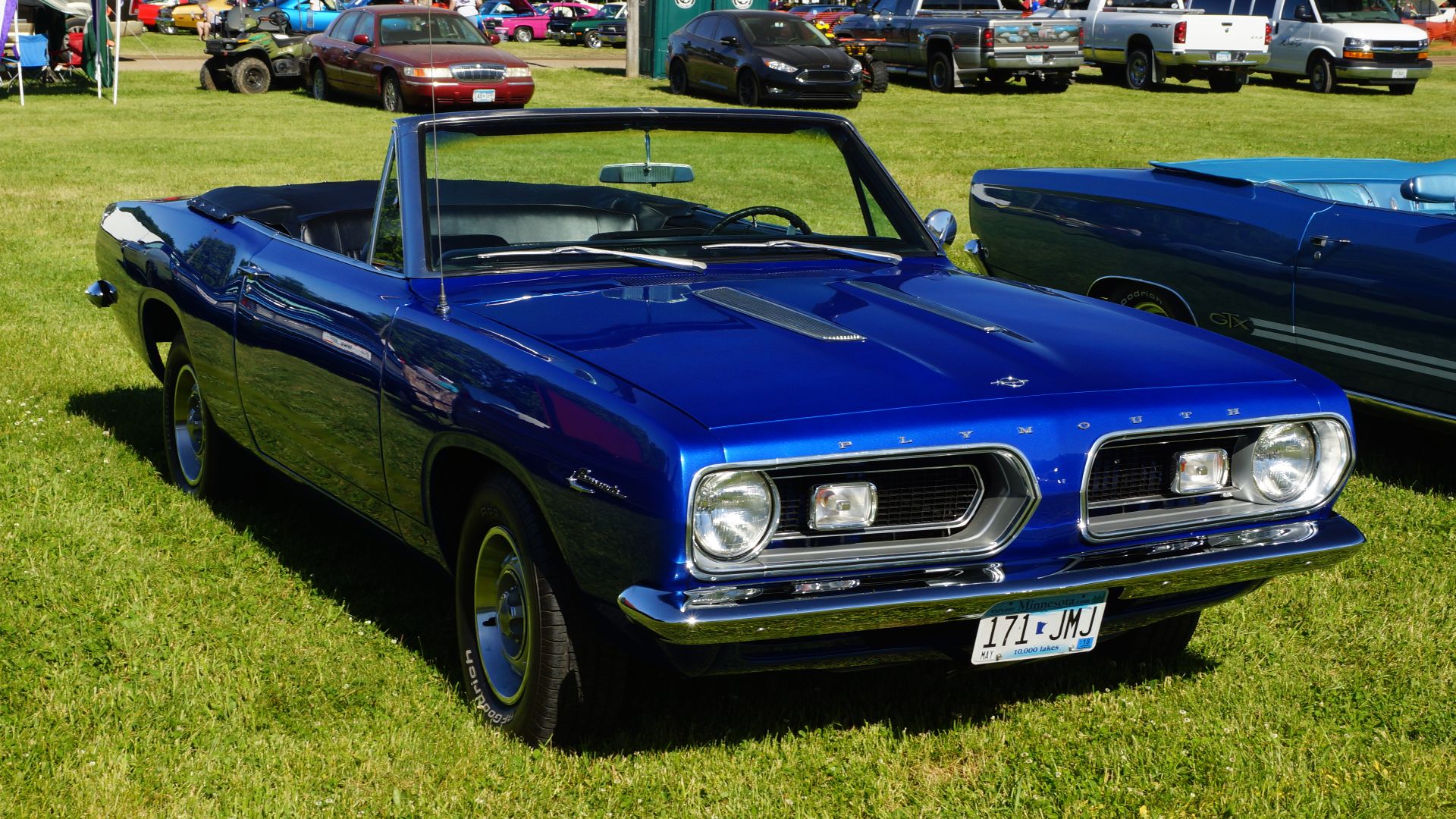 Midwest Mopars in the Park
National Car Show & Swap Meet
Dakota County Fairgrounds
Farmington, Minntesota

June 2-4, 2017