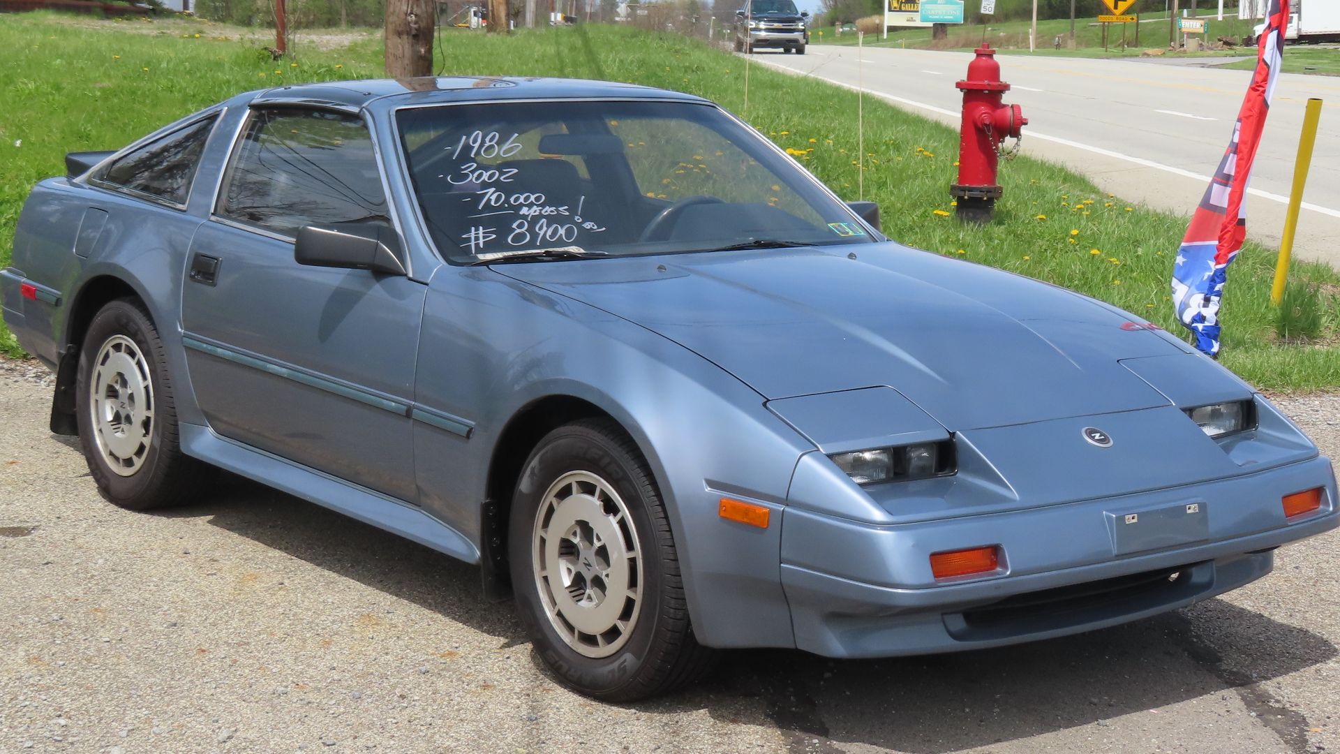 1986 Nissan 300ZX photographed in Butler, Pennsylvania. Finished in Medium Blue Metallic.