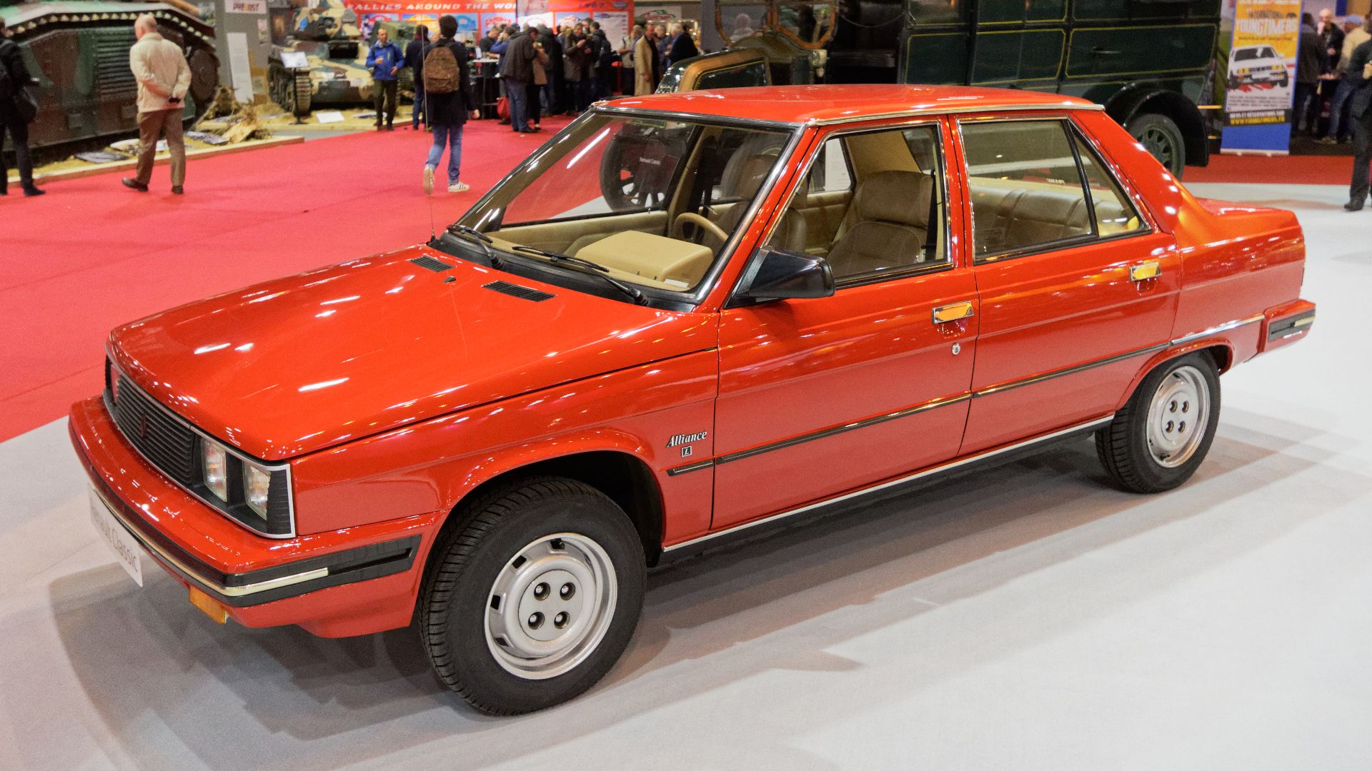 Une Renault Alliance de 1983 exposée lors du salon Rétromobile 2018.