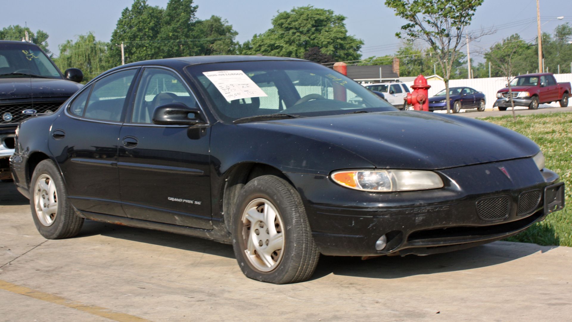 1997-2001 Pontiac Grand Prix sedan