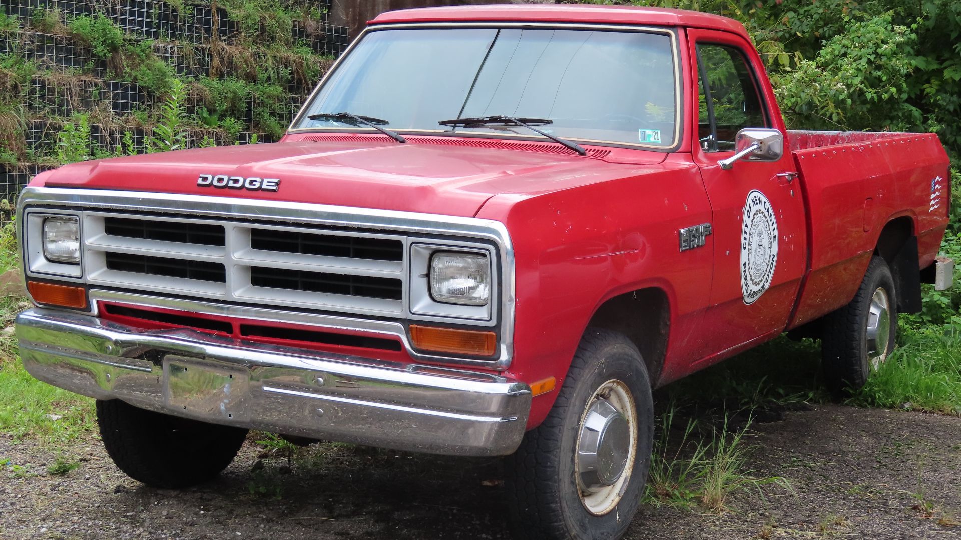 1986-1990 Dodge Power Ram W250 regular cab photographed in New Castle, Pennsylvania. This is a first generation Dodge Ram, which was sold from 1981 through 1993 as a renamed version of the Dodge D series. The
